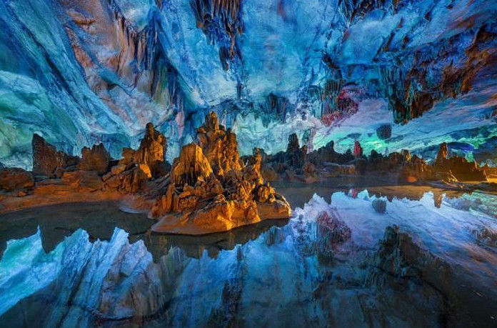 Top 10 Most Amazing and Greatest Caves in the World